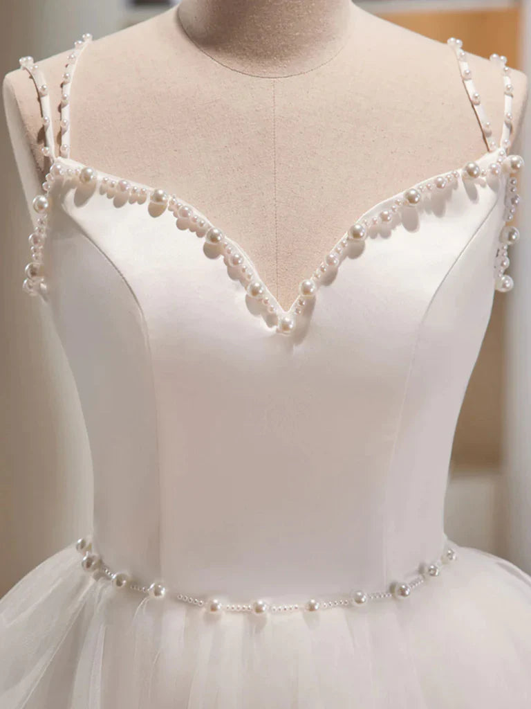 Side view of the short tulle homecoming dress.