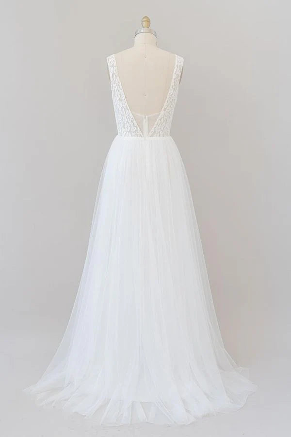 Back view of the A-line lace and tulle wedding dress.