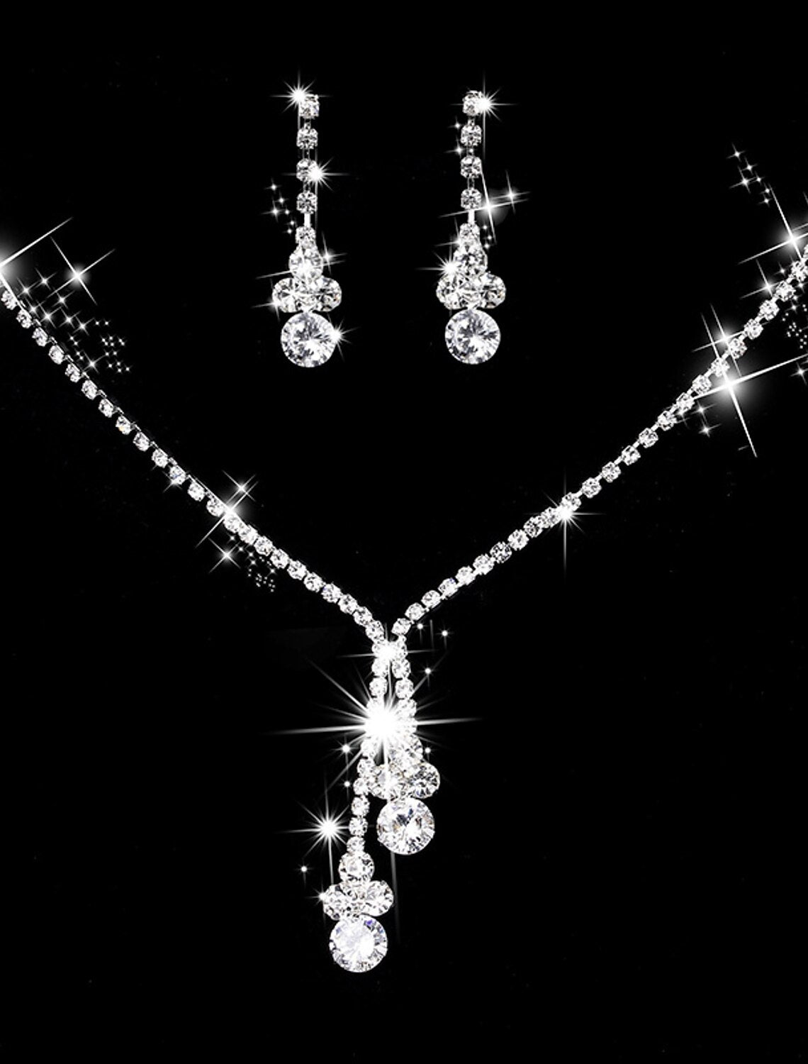 Silver choker necklace with AAA Cubic Zirconia details.