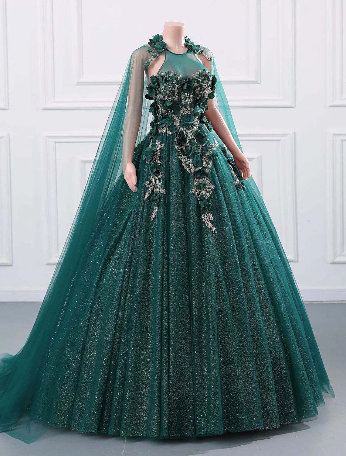 Side view of the elegant Sweet 16 quinceanera dress.