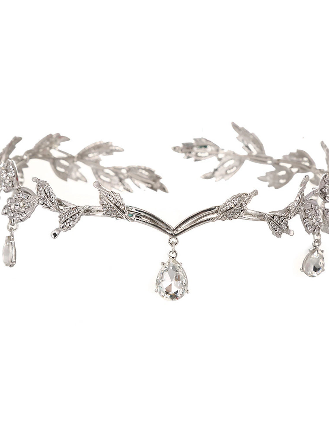 Regal wedding tiara featuring intricate crystal and alloy design.