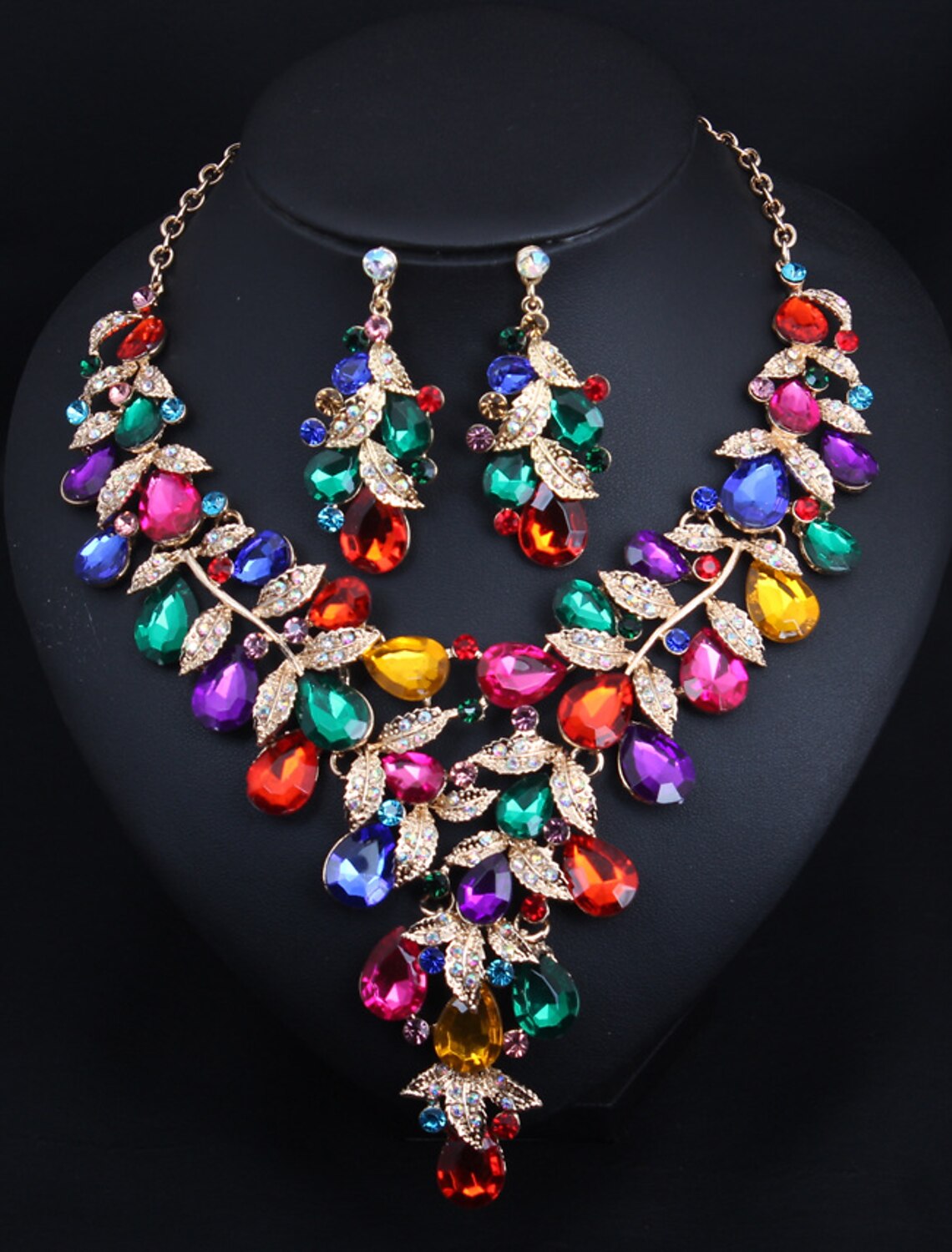 Crystal rhinestone necklace with a delicate flower design.