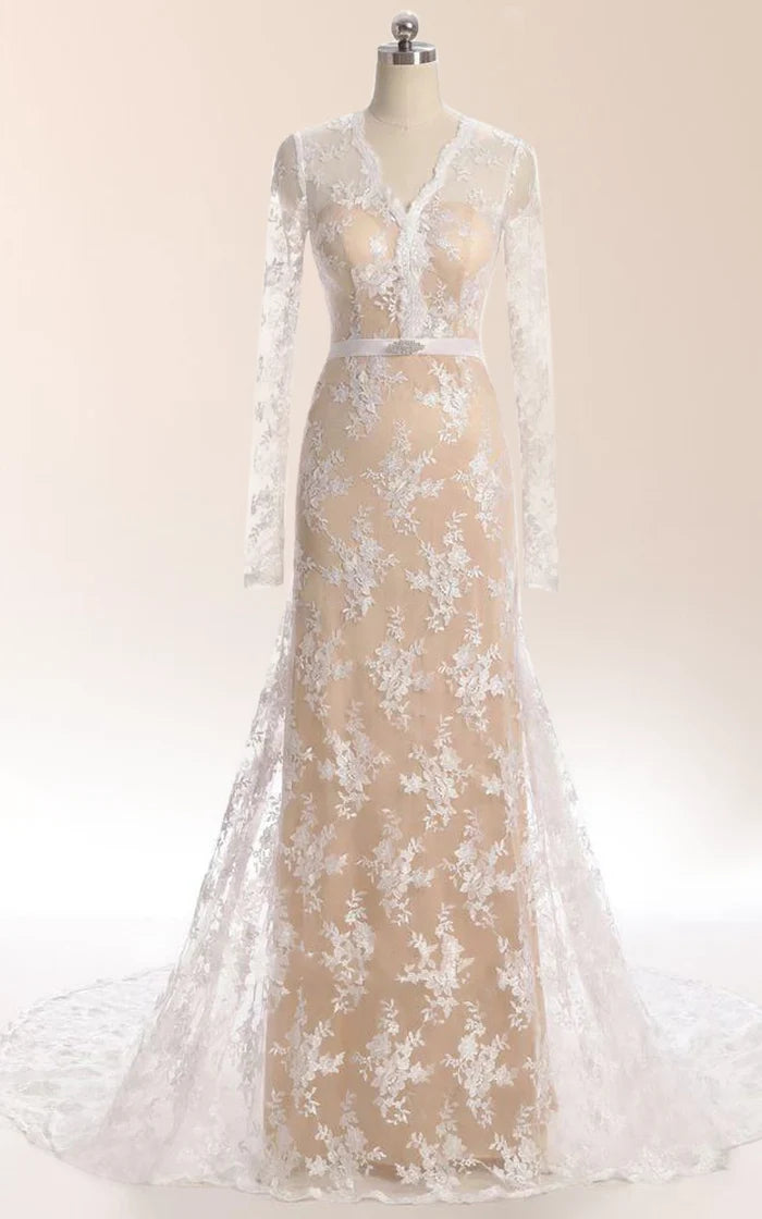 Elegant mermaid lace dress with long sleeves and court train.