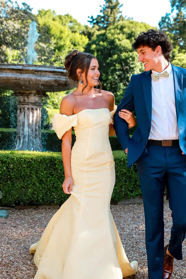 Mermaid off-shoulder strapless long prom dress, side view.