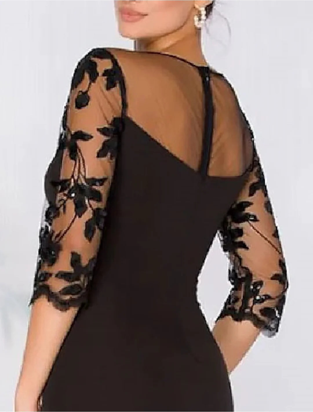 Mermaid scoop neck formal gown, full view.
