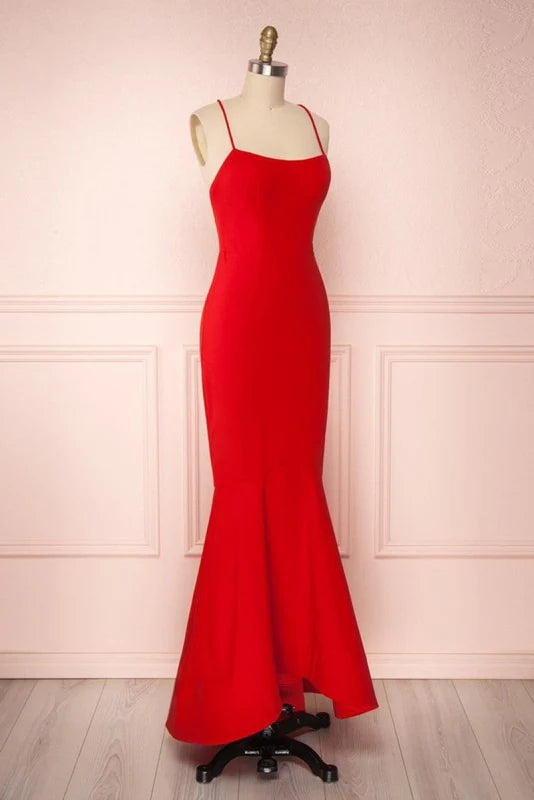 Side view of the mermaid formal gown, highlighting the silhouette.