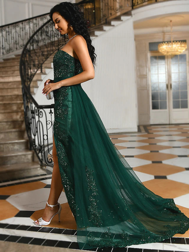 Side view of the formal mermaid dress with a flowing trumpet skirt.