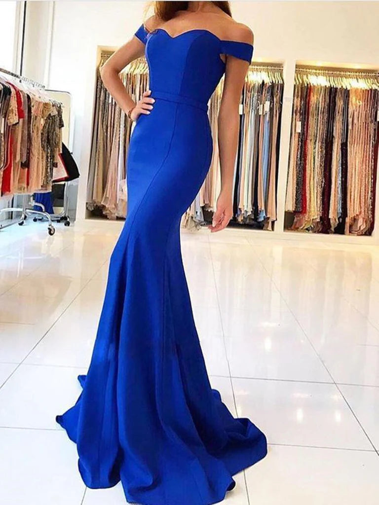 Elegant mermaid sweetheart prom dress.