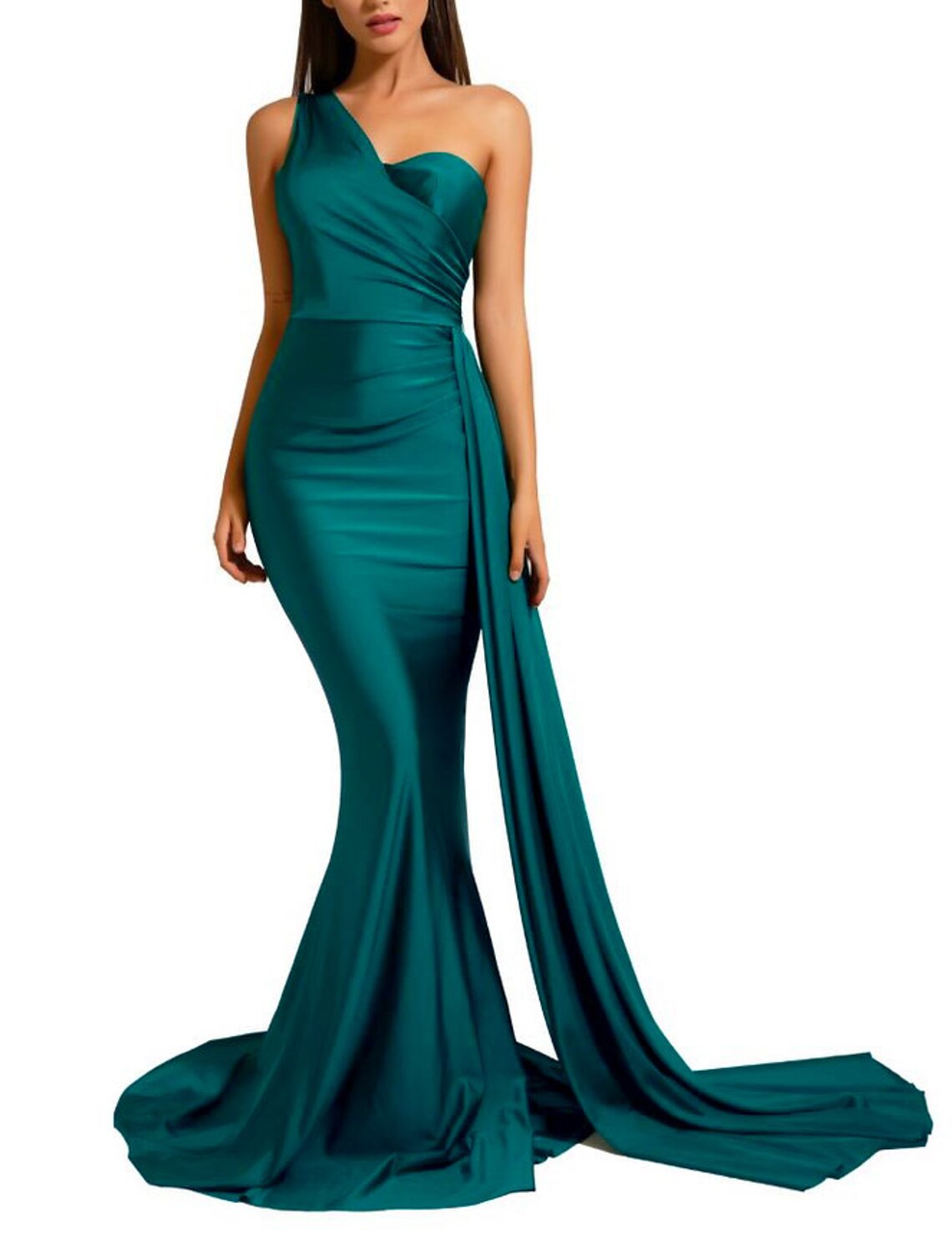 Back view of a mermaid trumpet gown showing sweep train.