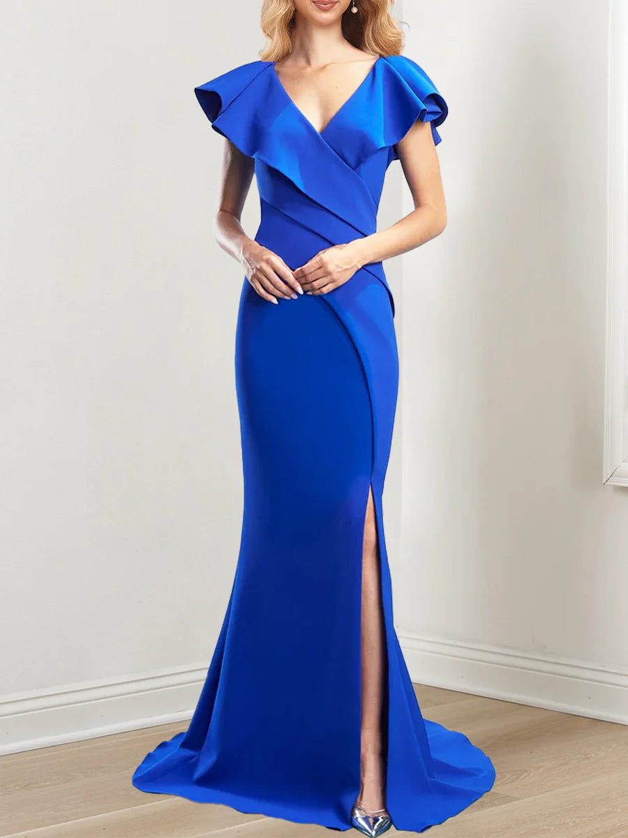 Elegant mermaid mother of the bride dress with V-neck and short sleeves.