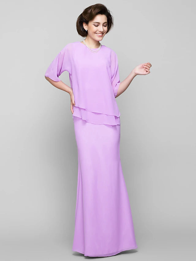 Elegant Mermaid Trumpet Mother of the Bride dress with scoop neck and half sleeves.