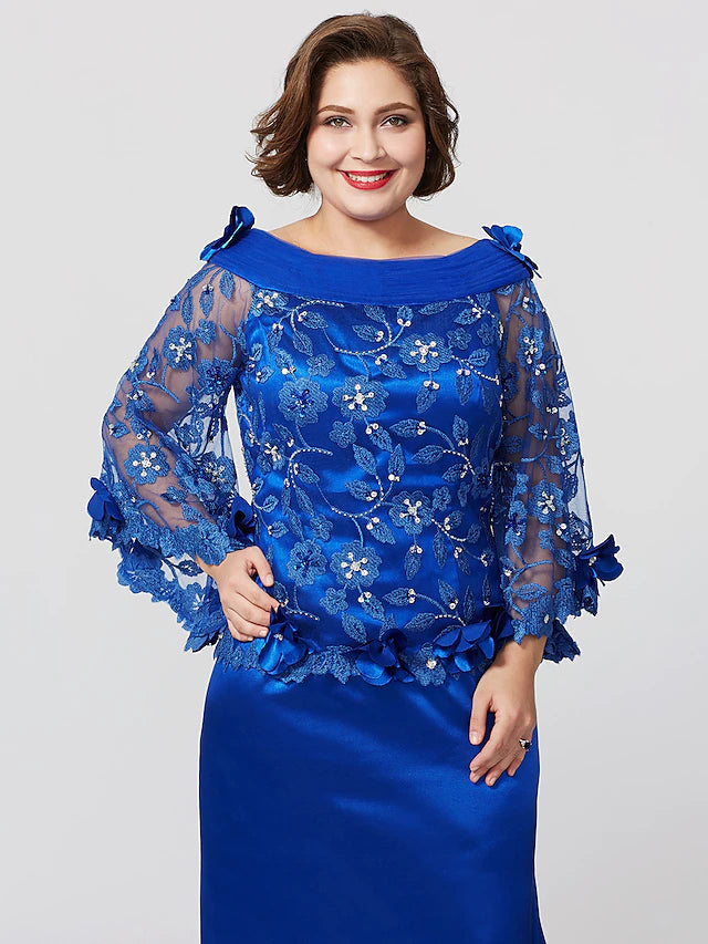 Back view of the elegant plus size mermaid trumpet dress, highlighting the sweep train.