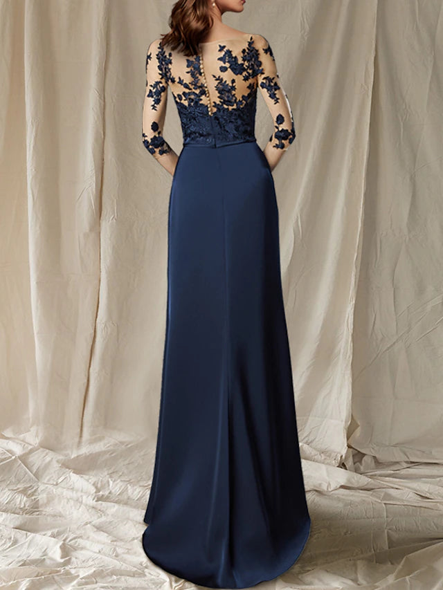 Side view of the plus size sheath Mother of the Bride gown.