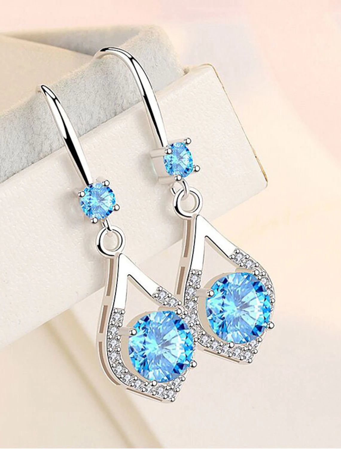 S925 sterling silver drop earrings.