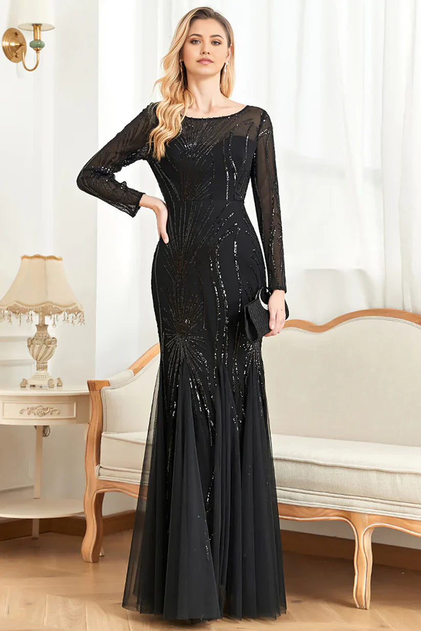 Back view of the long sleeve V-neck sequin dress.