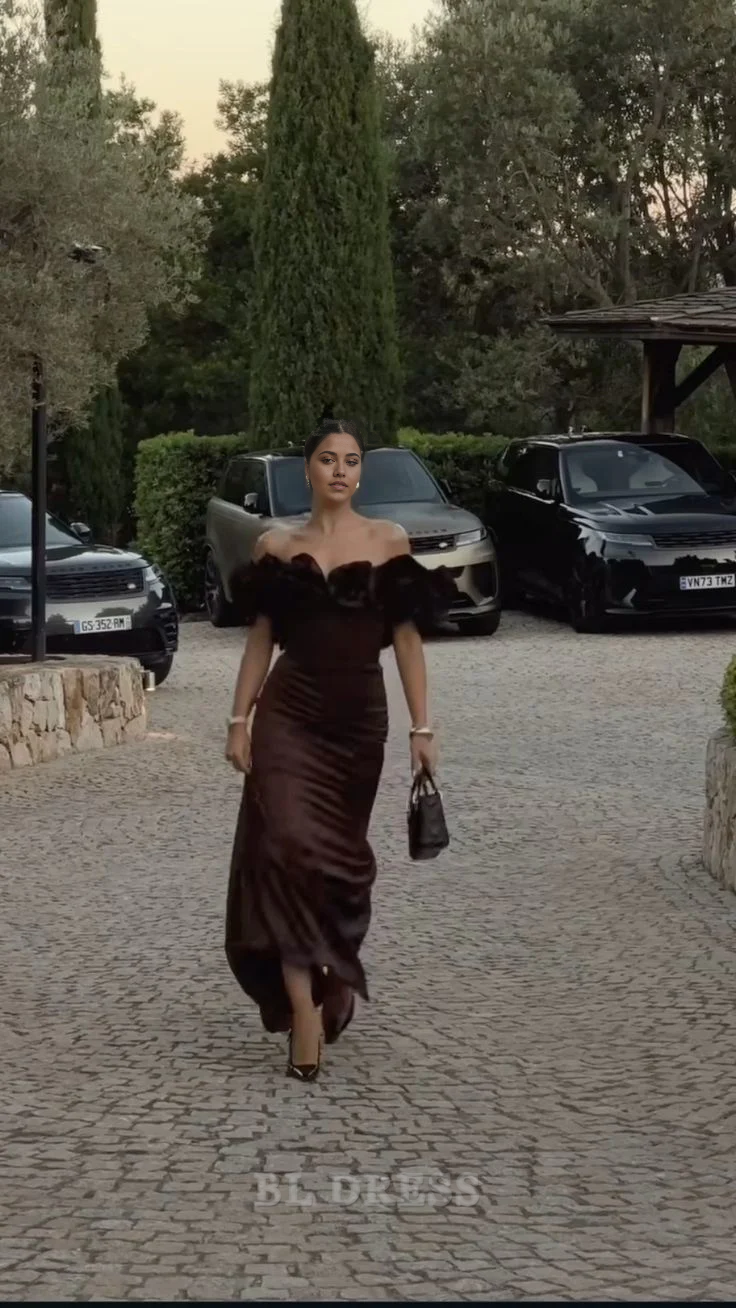 Elegant off-shoulder satin long formal dress.