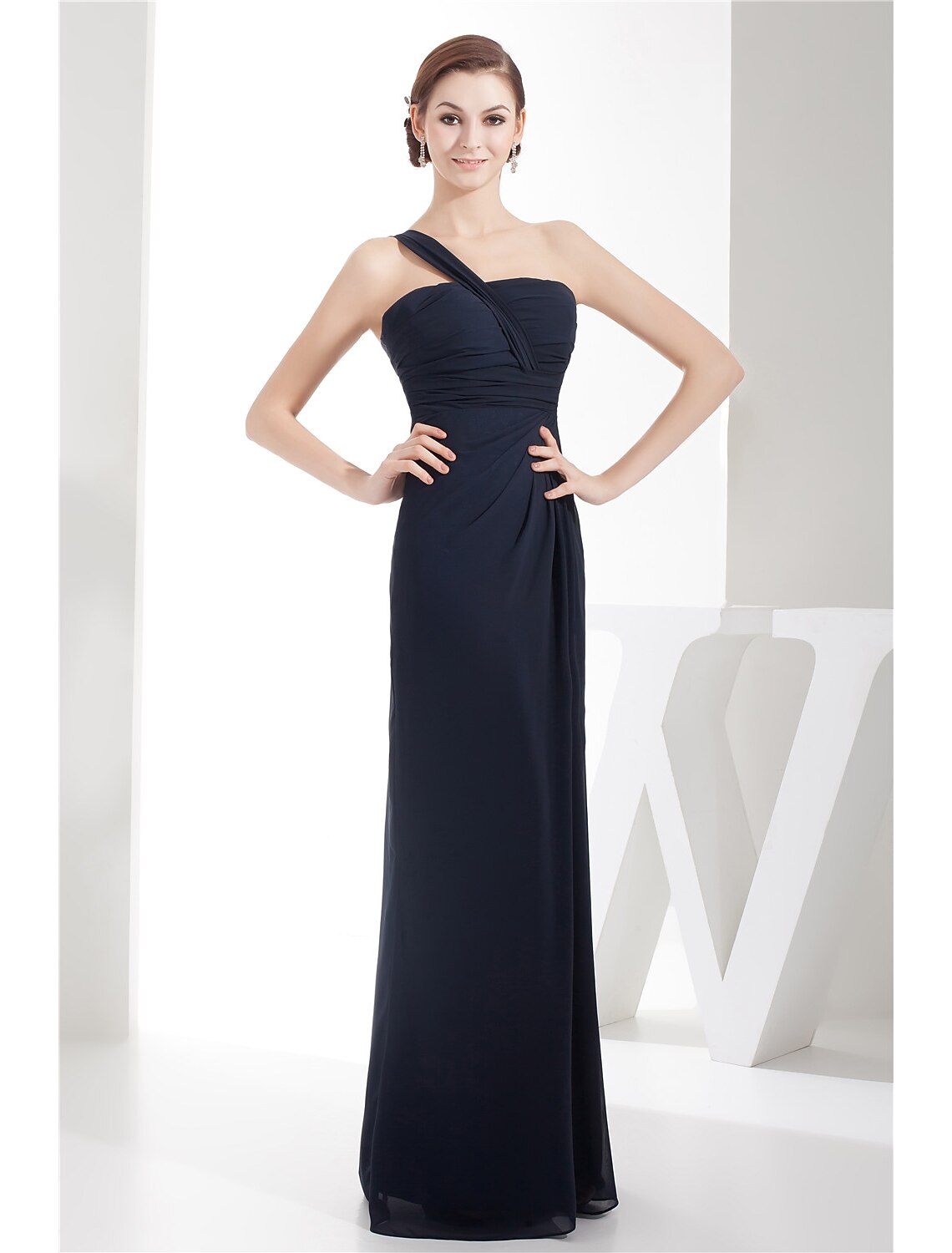 Elegant one-shoulder sheath evening gown with ruched chiffon fabric.