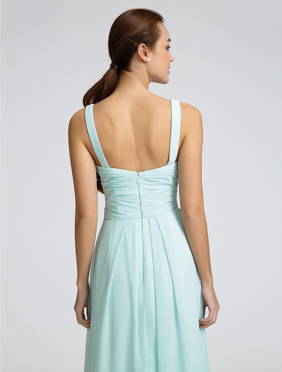 Close-up of flowing georgette fabric on the bridesmaid dress.