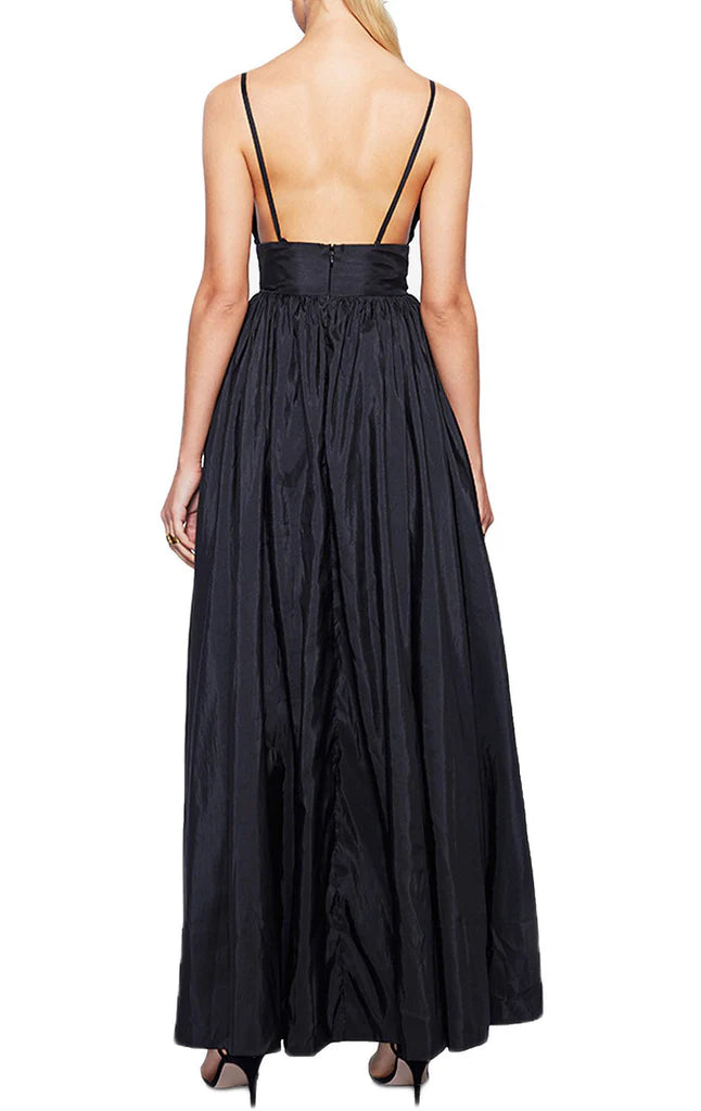 Elegant V-neck spaghetti strap formal gown.