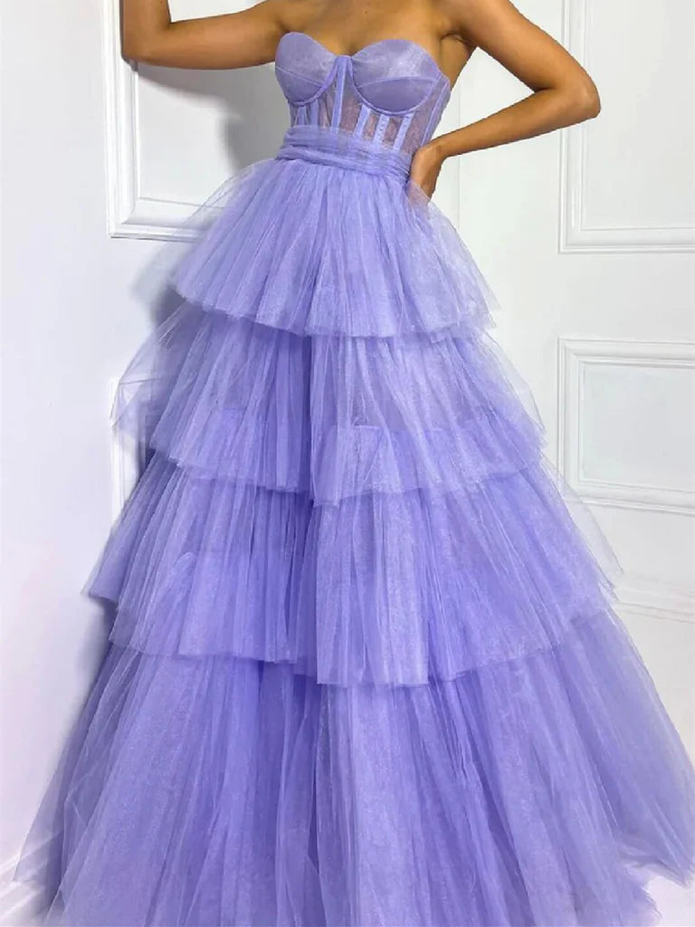 Elegant A-line long prom dress with sweetheart neckline and tulle skirt.