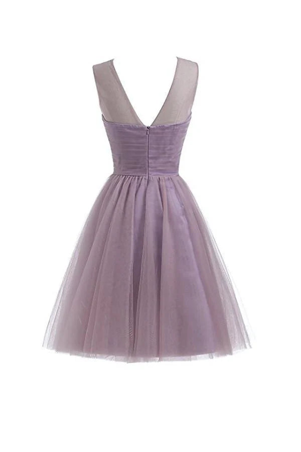 Model wearing a light purple sweetheart tulle short dress.