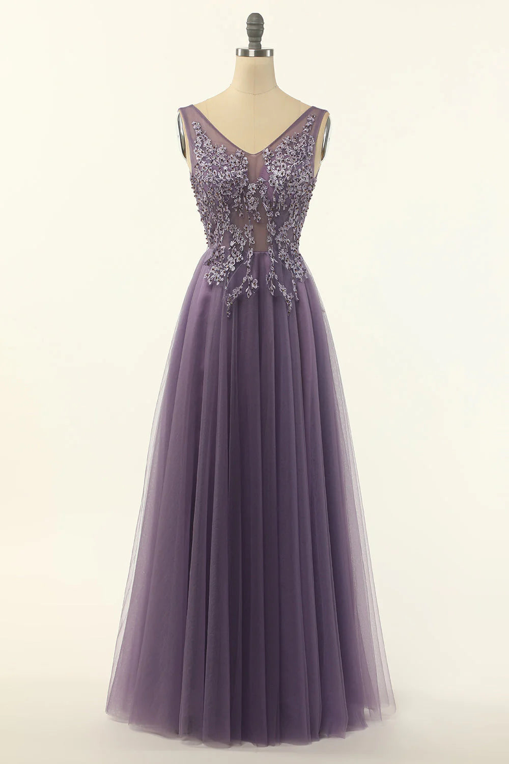 Purple tulle A-line prom dress with sweetheart neckline.