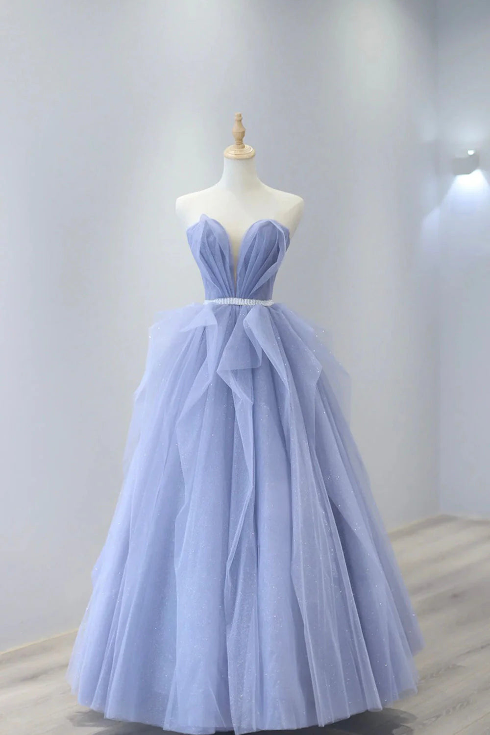 Elegant tulle strapless long prom dress with a sweetheart neckline.