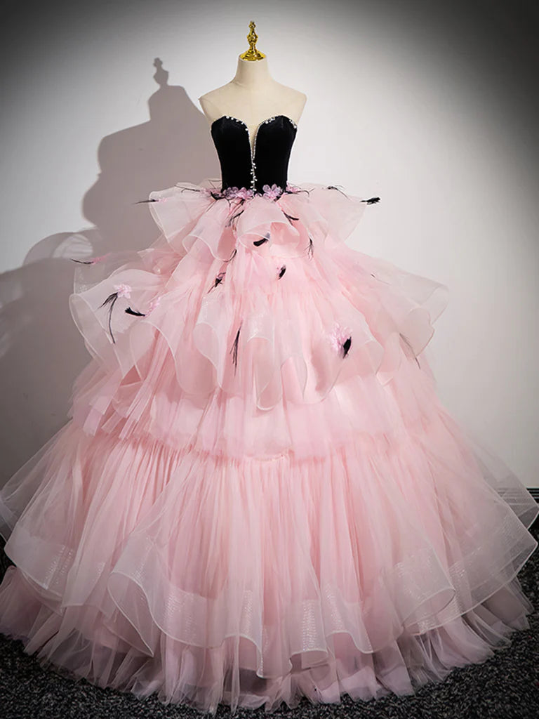 Front view of an elegant periwinkle V-neck tulle A-line prom dress.