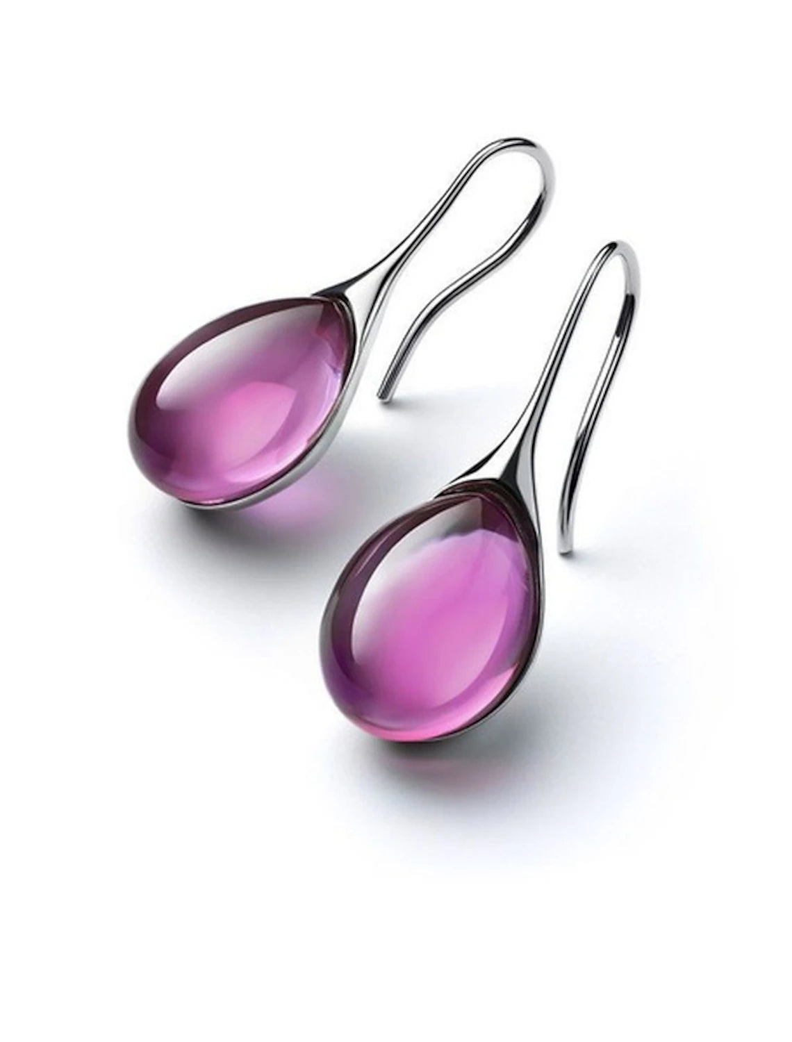 Drop earrings suitable for wedding parties.