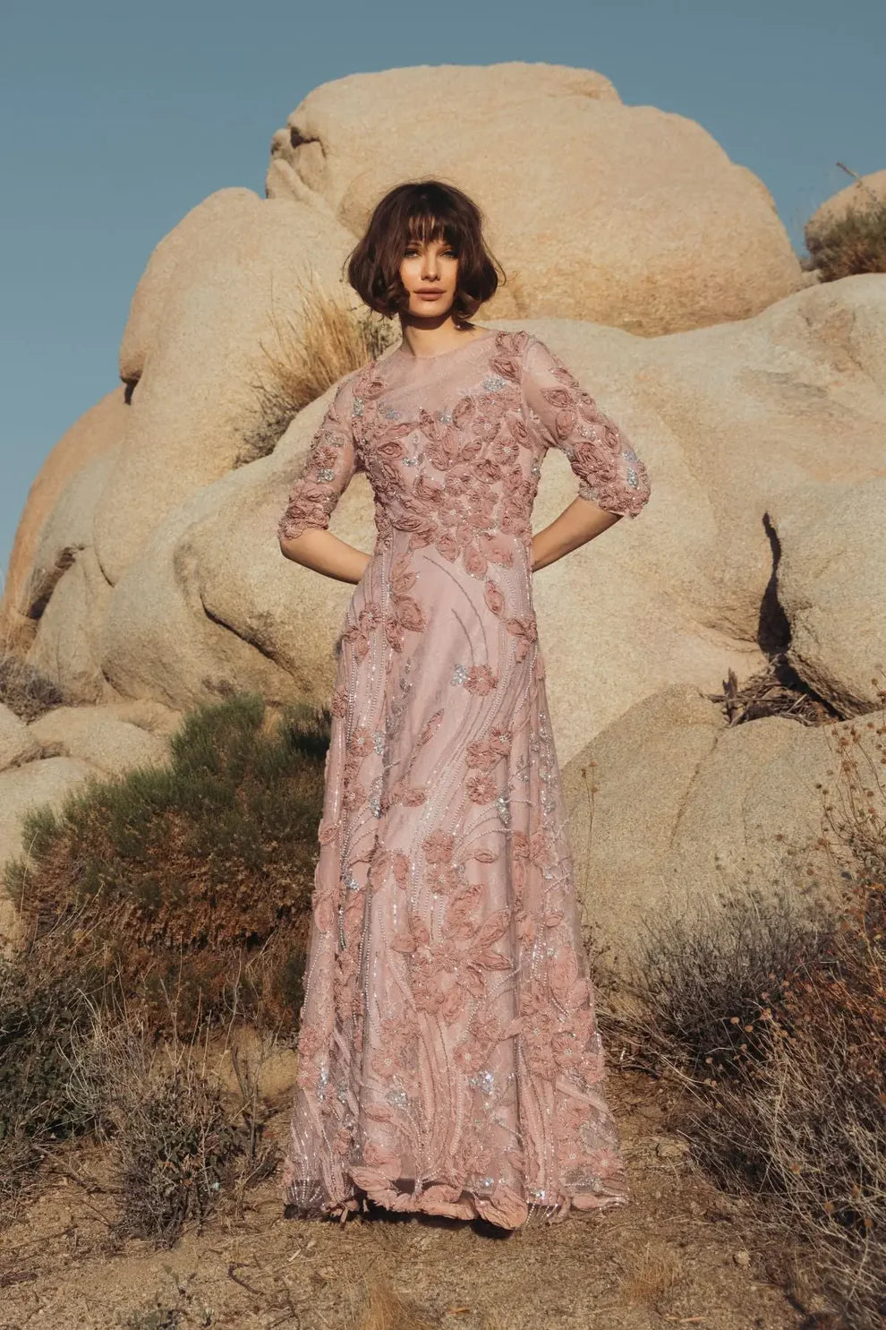Elegant 3/4 Sleeve Round Neck 3D Floral Lace Beaded Embellished Maxi Prom Dress For Formal Evening Wedding Guest Bridesmaid Cocktail Party