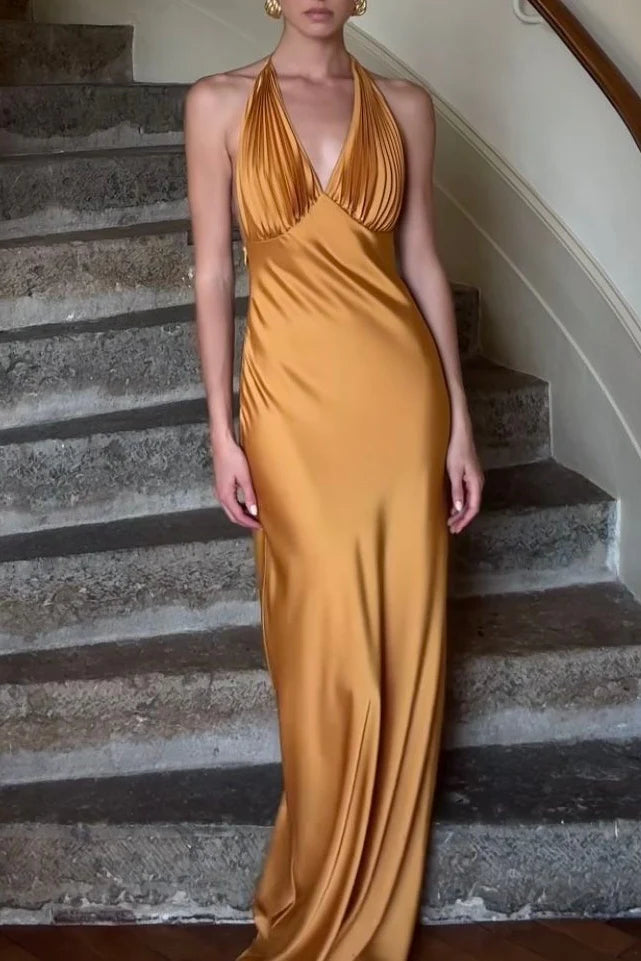 Elegant Halter Neck Deep V Neck Pleated Satin Maxi Prom Dress