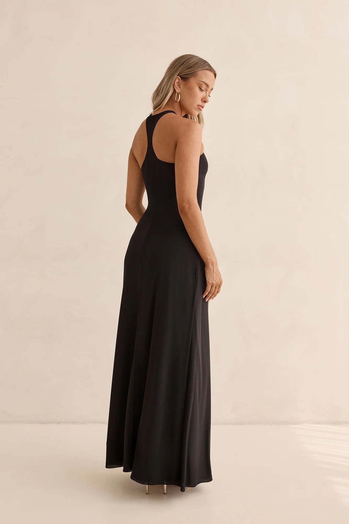 Elegant Halter Neck Keyhole Racerback Twist Waist Maxi Prom Dress For Formal Evening Wedding Guest Bridesmaid Cocktail Party