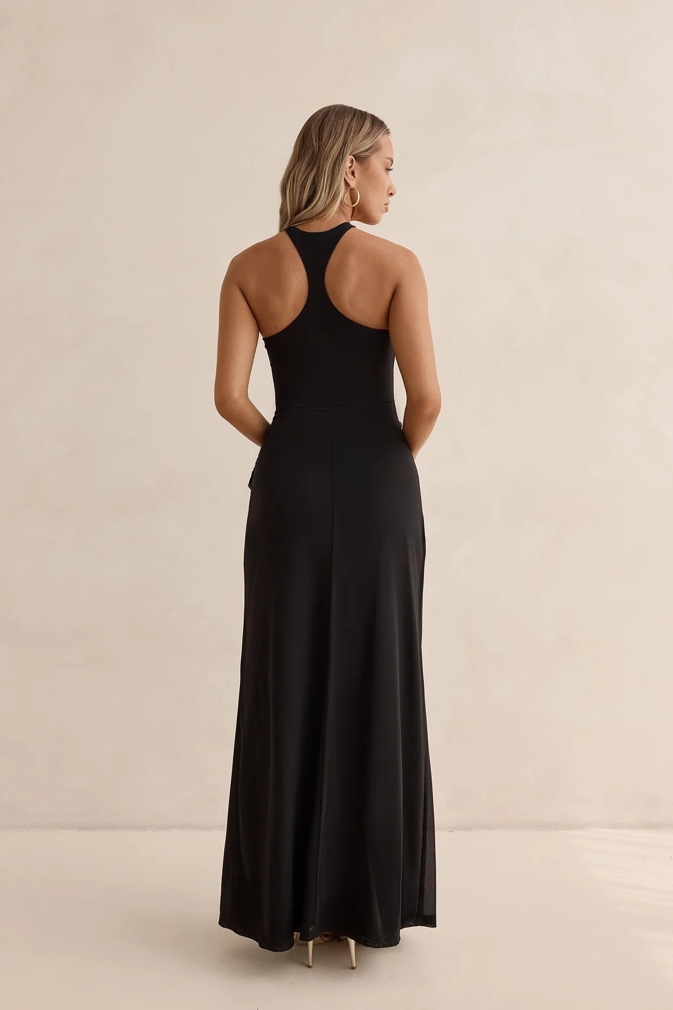 Elegant Halter Neck Keyhole Racerback Twist Waist Maxi Prom Dress For Formal Evening Wedding Guest Bridesmaid Cocktail Party