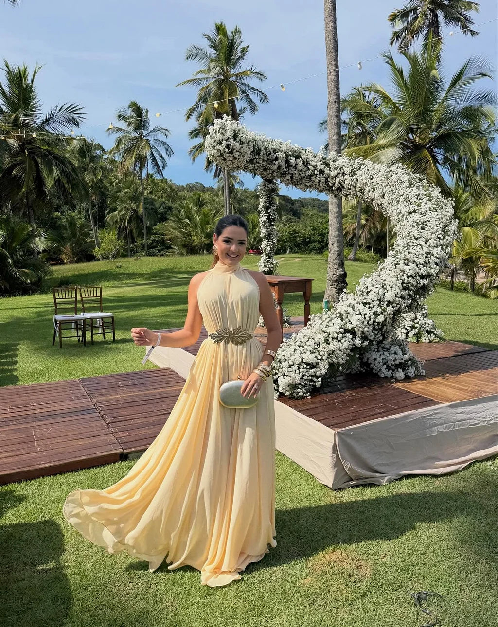 Elegant Halter Neck Sleeveless Ruched Belted Chiffon A-Line Maxi Prom Dress with Cape