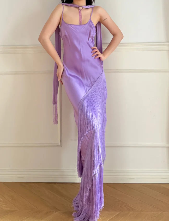 Elegant Lavender Spaghetti Strap Prom Dress With Cowl Neck Long Fringe Skirt And Choker Detail For Formal Evening Party