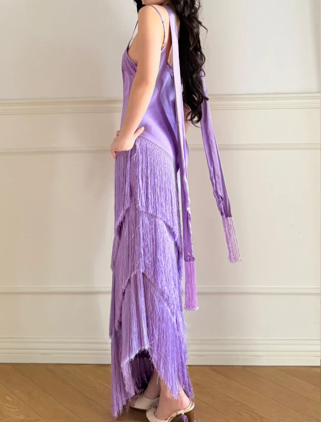 Elegant Lavender Spaghetti Strap Prom Dress With Cowl Neck Long Fringe Skirt And Choker Detail For Formal Evening Party