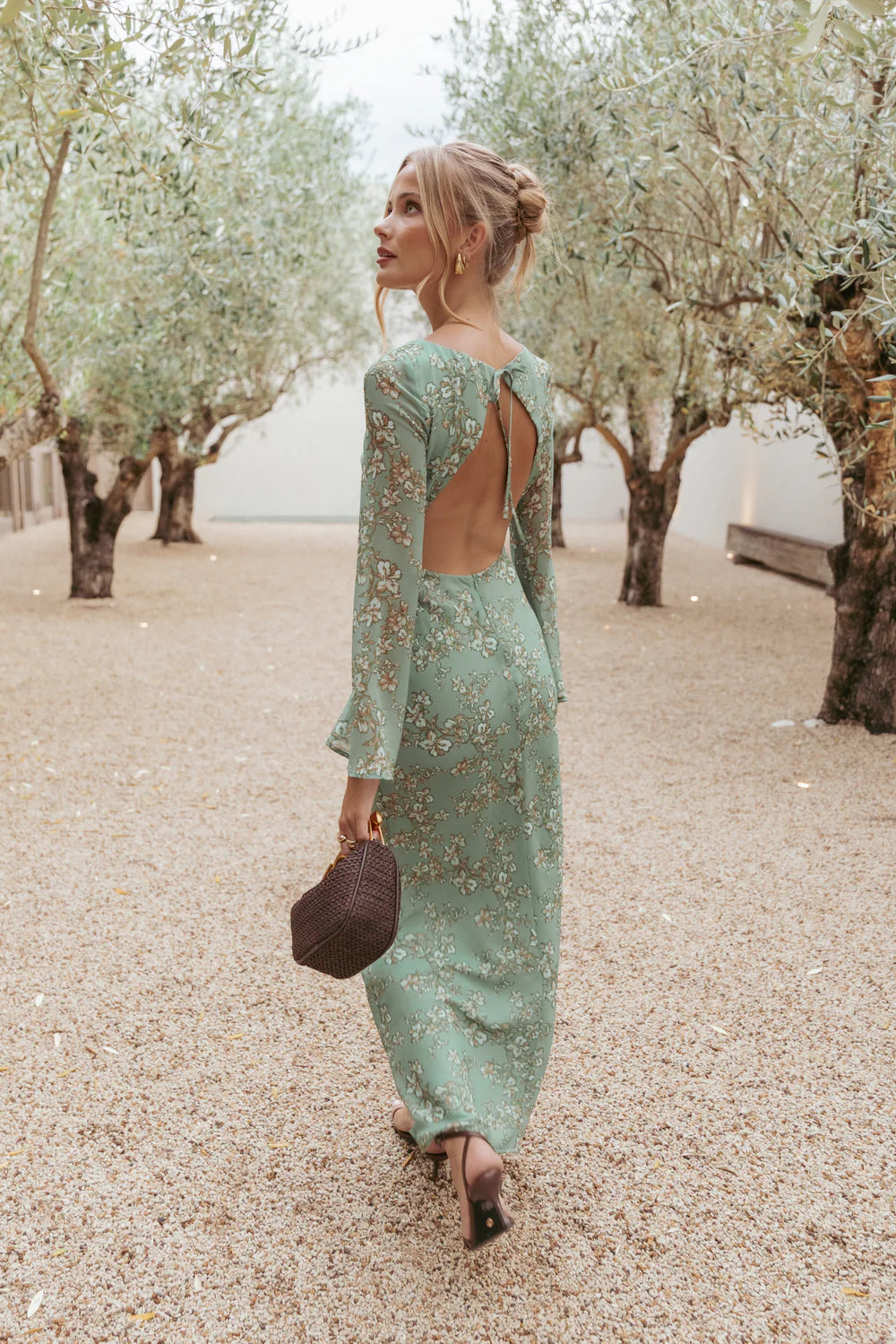 Elegant Long Sleeve Floral Print Open Back Tie Detail Maxi Prom Dress For Formal Evening Wedding Guest Bridesmaid Cocktail Party