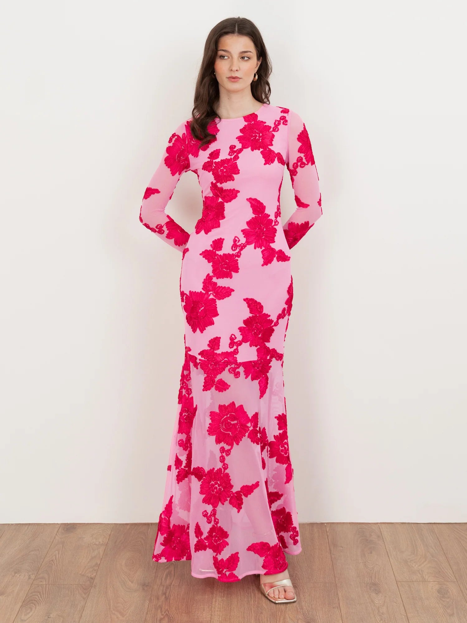Elegant Long Sleeve Round Neck 3D Floral Embroidered Sheer Mesh Mermaid Maxi Prom Dress For Formal Evening Gala Wedding Guest