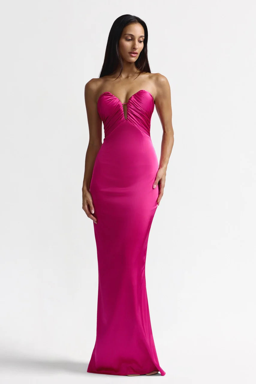 Elegant Mermaid Strapless Sweetheart Neck Satin Long Prom Dress in Fuchsia for Formal Events