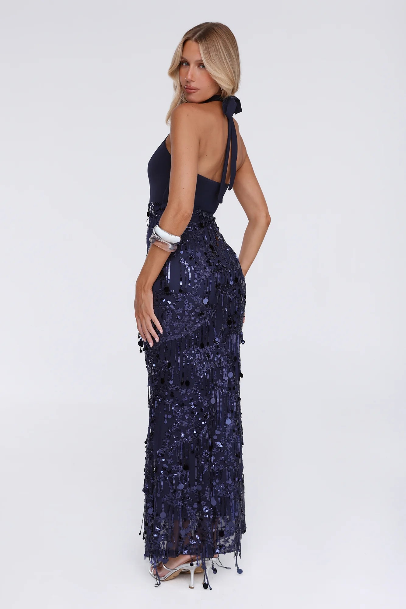 Elegant Navy Blue Halter Keyhole Sequin Fringe Mermaid Maxi Prom Dress For Formal Event Cocktail Party