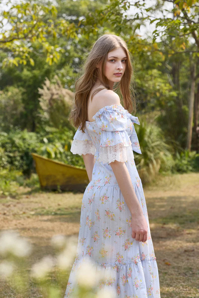 Elegant Off The Shoulder Floral Print Lace Trim Ruffle Tiered Maxi Prom Dress For Formal Evening Wedding Guest Bridesmaid Cocktail Party
