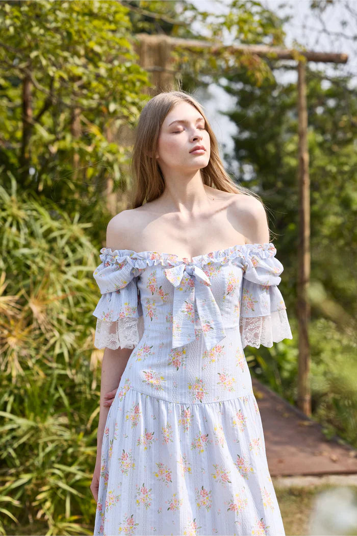 Elegant Off The Shoulder Floral Print Lace Trim Ruffle Tiered Maxi Prom Dress For Formal Evening Wedding Guest Bridesmaid Cocktail Party