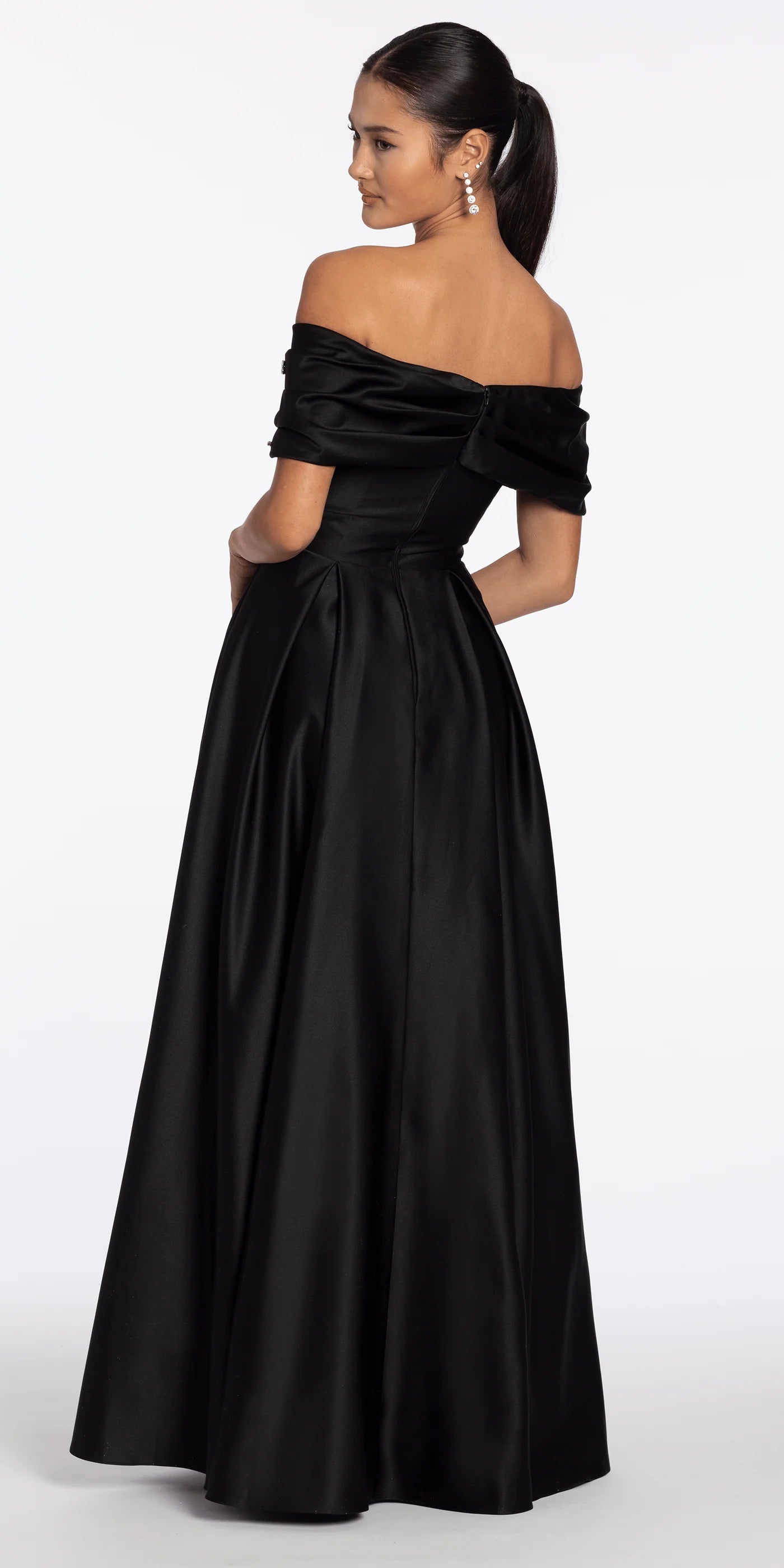 Elegant Off The Shoulder Sweetheart Neckline Beaded Bow Detail Satin A Line Evening Dress With Pockets For Formal Evening Gala Wedding Guest Bridesmaid