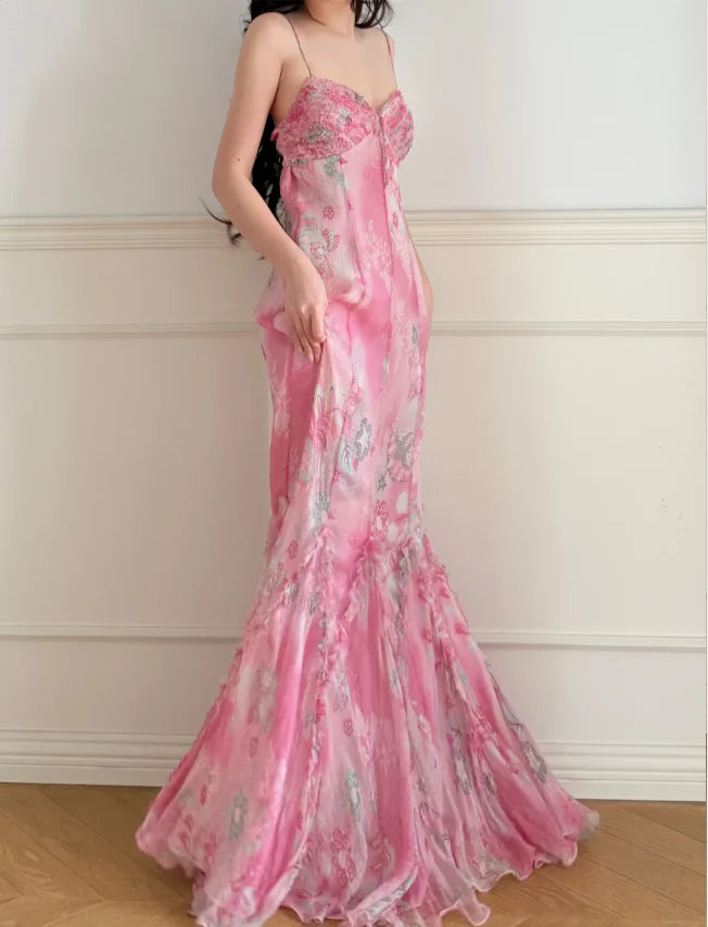Elegant Pink Floral Print Prom Dress With Sweetheart Neckline Spaghetti Straps And Ruffled Mermaid Skirt For Formal Evening Party