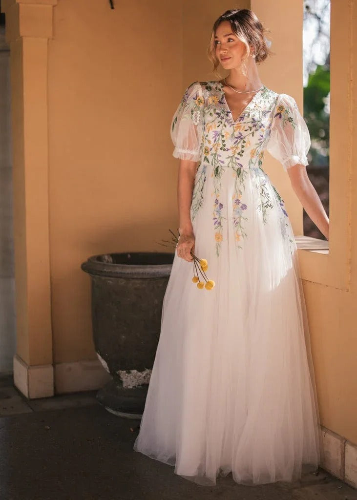 Elegant Puff Sleeve V Neck Floral Embroidery Sheer Mesh Tulle Maxi Evening Dress For Formal Evening Prom Wedding Guest Bridesmaid Cocktail Party Gala