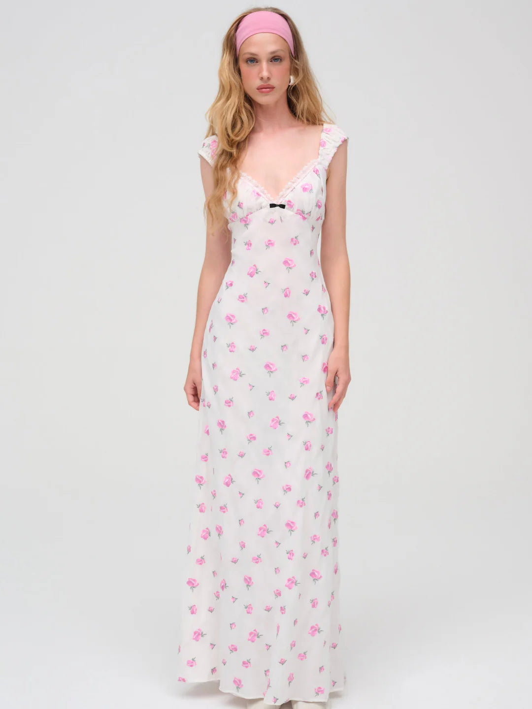 Elegant Ruffle Strap V Neck Ditsy Rose Print Chiffon Maxi Prom Dress For Formal Evening Wedding Guest
