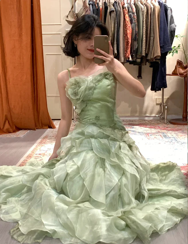 Elegant Sage Green Strapless Prom Dress With Floral Appliques Tiered Ruffled Tulle Skirt And Sweeping Train For Formal Evening Party