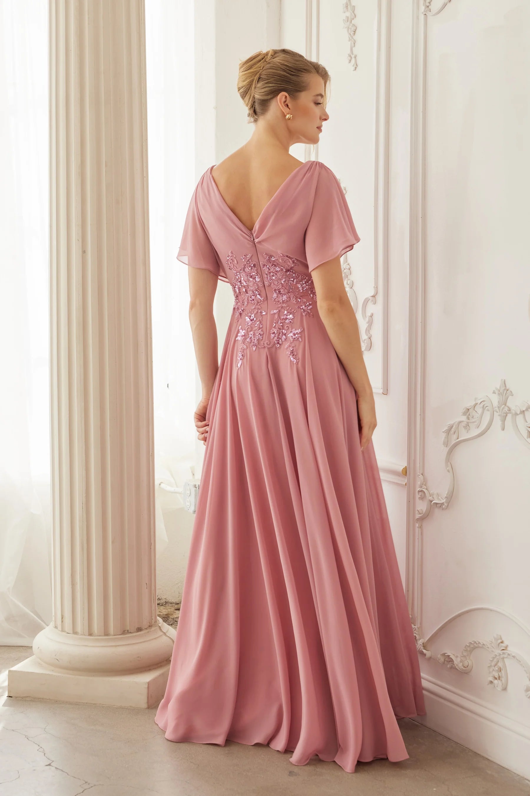 Elegant Short Sleeve V Neck Open Back Sequin Appliqué Pleated Chiffon A Line Evening Dress For Formal Evening Gala Wedding Guest Bridesmaid
