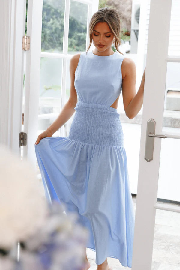 Elegant Sleeveless Cut Out Back Smocked Waist Tiered Maxi Prom Dress For Formal Evening Wedding Guest Bridesmaid Cocktail Party