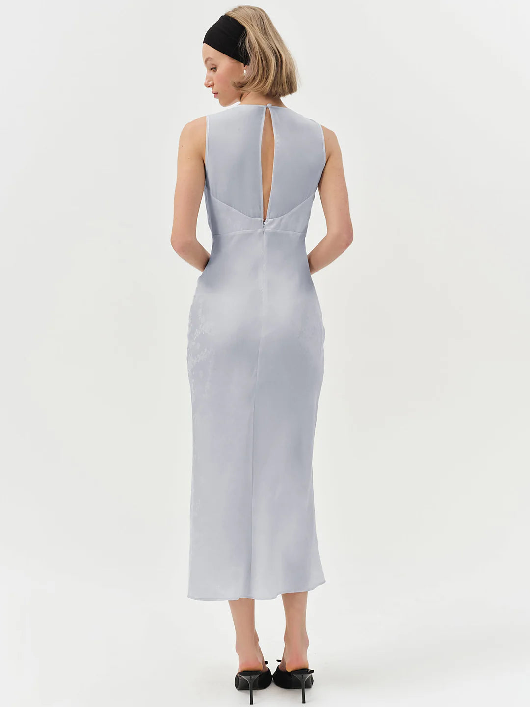 Elegant Sleeveless Lace Trim Tie Neck Jacquard Satin Bodycon Midi Dress For Formal Evening Brunch